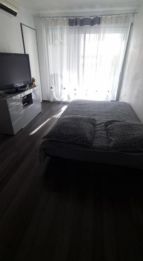Nouveau Bien Lumineux Confort En Centre Apartment *